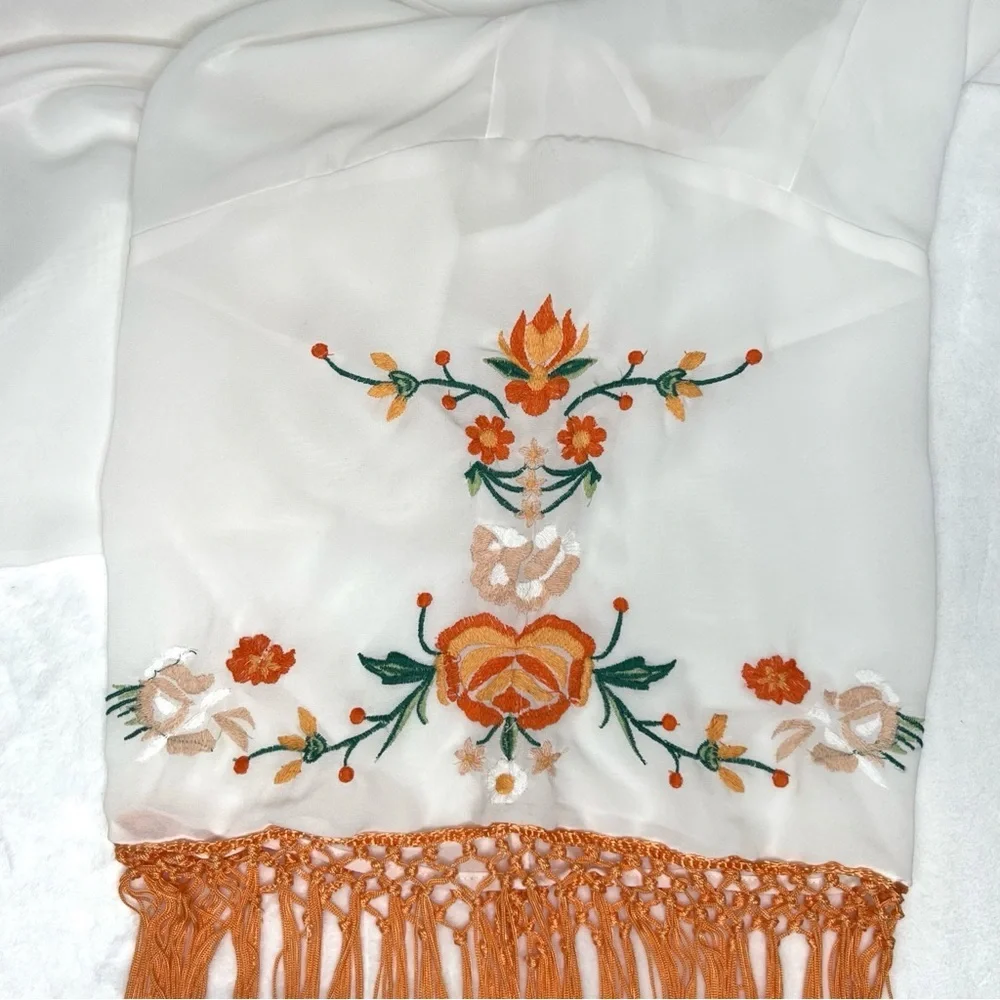 Fringe Kimono Floral Boho Festival Embroidered White Orange Flowers Medium Cato - Picture 9 of 17